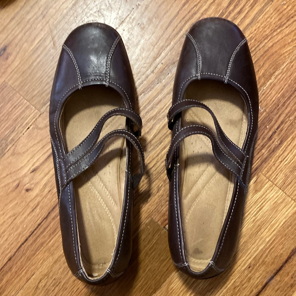 Barely worn fall shoes